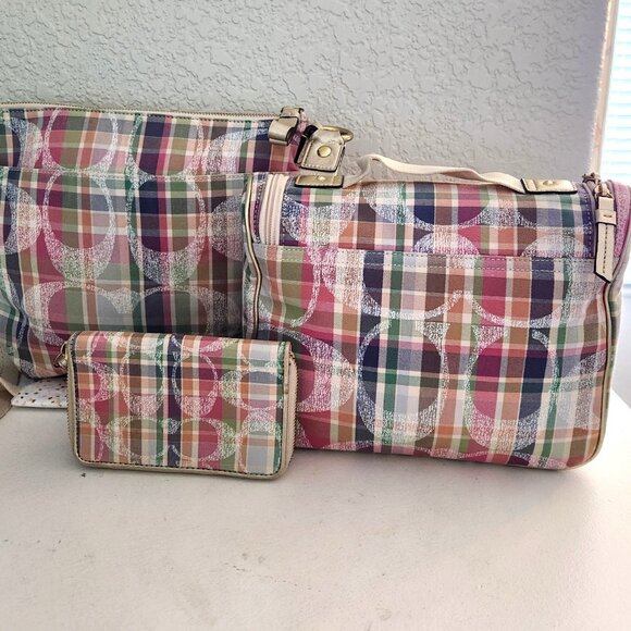 Like New Vintage Coach Poppy Daisy Madras Plaid Crossbody Bag ,Wallet Cosmetic - Picture 3 of 16
